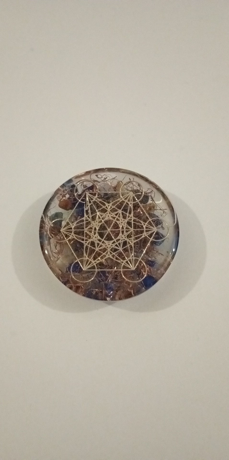 Orgonite ronde lapis-lazuli metatron